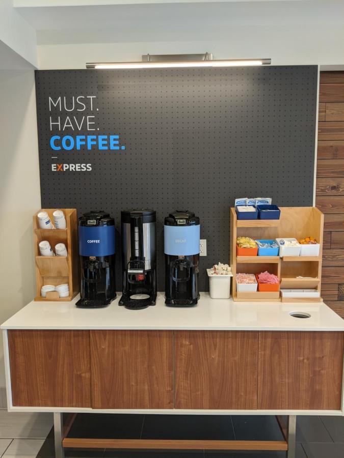 Holiday Inn Express South Burlington By Ihg Eksteriør bilde