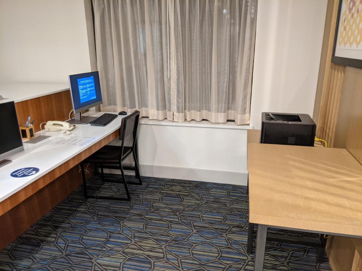Holiday Inn Express South Burlington By Ihg Eksteriør bilde