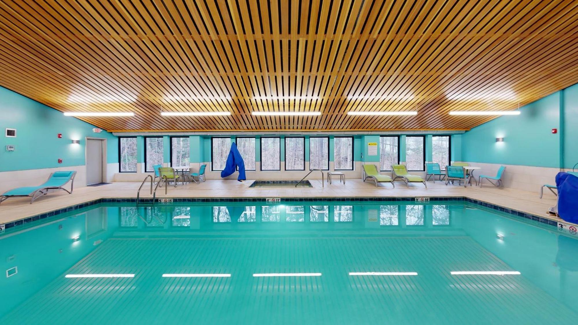 Holiday Inn Express South Burlington By Ihg Eksteriør bilde